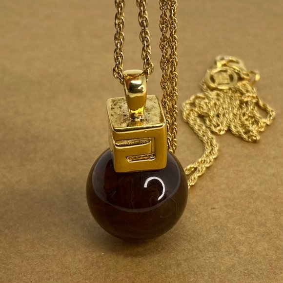 Authentic Vintage Givenchy Pendant Necklace - Picture 5 of 9